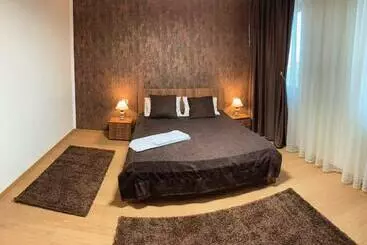 Majatalo Negrea Events