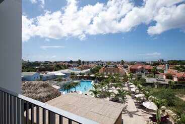 هتل آپارتمان The Ritz Hostel