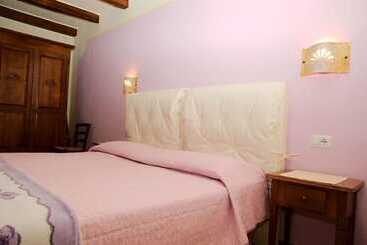 بنسيون L  Affittacamere Funtanedda