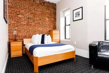 Huoneistohotelli Stylish Downtown Studio In The Southend, C.ave #31