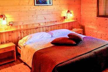 Отель Albergo Genzianella