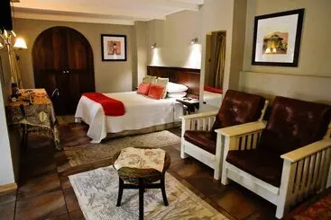 ホテル Ikaia River Lodge