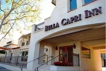 ホテル Bella Capri Inn And Suites