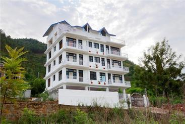 تختخواب و صبحانه 47 Hill