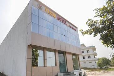 Capital O Hotel Viom