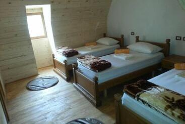 پانسیون Bujtina Berishta Theth