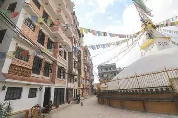 Pensión Easy Homes   Ashok Stupa