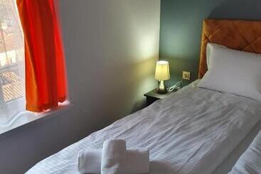 פנסיון Guest House Gurkov