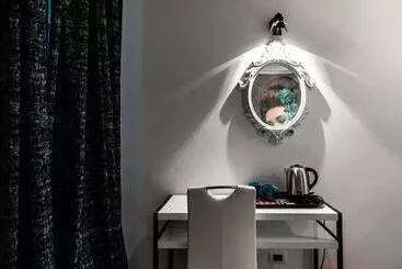 پانسیون Trevi & Pantheon Design Rooms