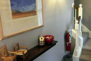 The Lancaster Bed And Breakfast