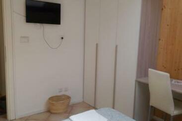 Pensión Last Minute Ferrara