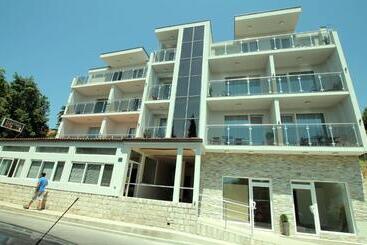 ペンション Guest House Aria