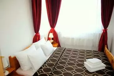 Pension  Veda Guest House