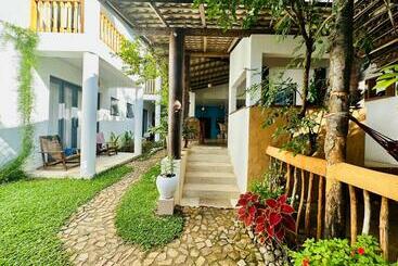 Resort Colours Of Life Home