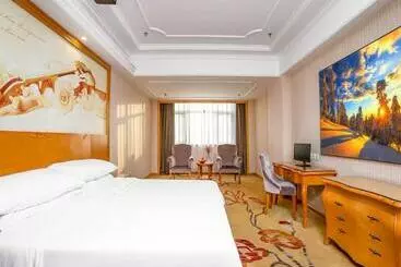 Vienna Hotel Hunan Hengyang Railway Station