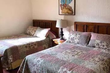 هتل Posada De Los Volcanes