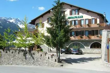 Hotel Ristorante Miravalle