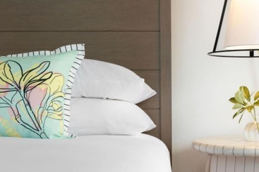 Lighthouse Hotel   Key West Historic Inns