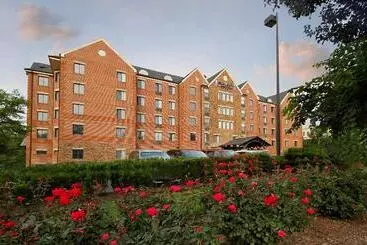 Отель Staybridge Suites Tysons   Mclean, An Ihg