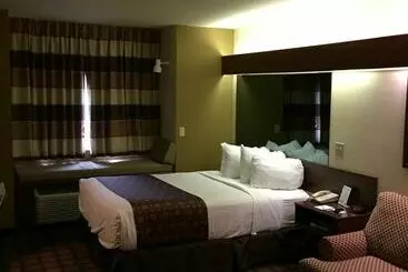 Microtel Inn & Suites By Wyndham Green Bay