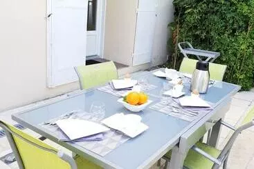 Majatalo Le Domaine Du Haut Preau