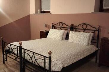 住宿加早餐  Ostellorto