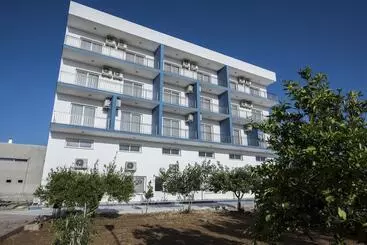 Aparthotel Deniz Airport Suites