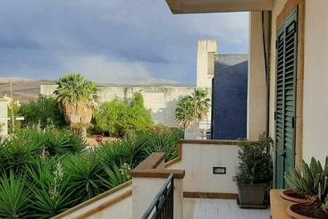 Palace Bed & Breakfast