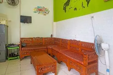 Hotell Pemondokan Alvaro 2 By Oyo Rooms