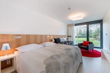 Szálloda Yard Resort