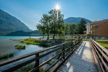 簡易ホテル Trilago