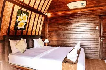 Hotel Bataran Garden Cottage