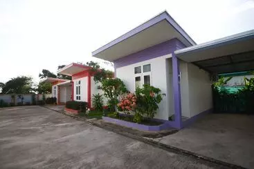 Hotel The Resort Kabinburi