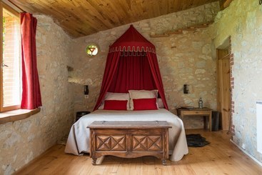 مبيت وإفطار L Auberge Médiévale  Maison D Hôtes