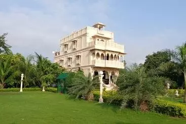 Champaner Heritage Resort
