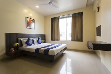 Hotel Bhagyashree Executive By Oyo Rooms
