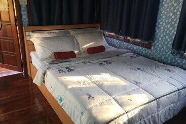 Отель Songphu Homestay