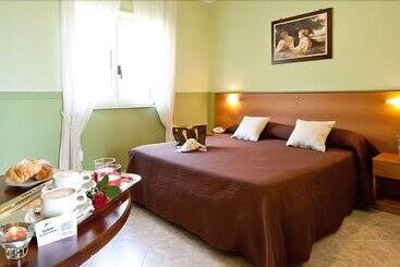 בית מלון כפרי Yellow Park