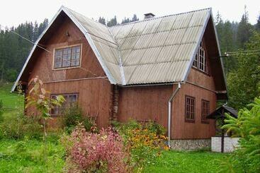Cabane Green Tourism