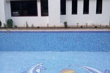 호텔 Corbett Mist Resort