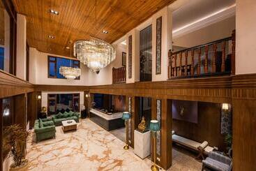 Udaan Hotel Pine Crest