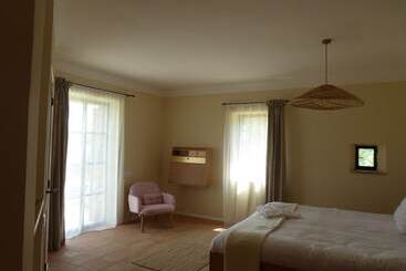 פנסיון Saint Quentin