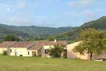 بنسيون Domaine Marselan