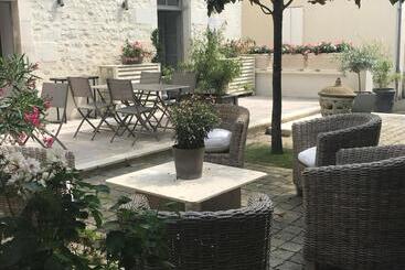 펜션 Maison Charles Maurice