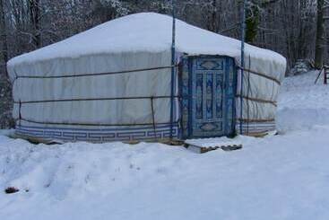 Hotel Moulin De La Jarousse   Les Yourtes