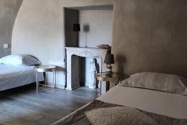 膳宿费 Parfumu Di Machja