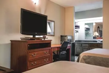 호텔 Quality Inn Waynesboro