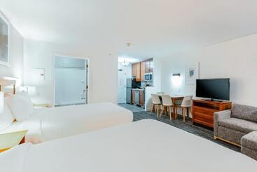 ホテル Towneplace Suites Fredericksburg