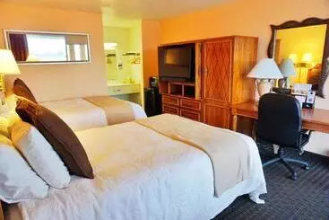 汽车旅馆  Castle Inn & Suites