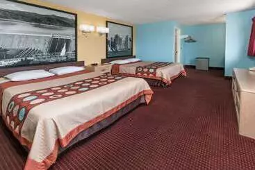 汽车旅馆  Super 8 By Wyndham Bishop